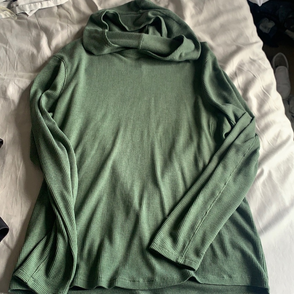 Men’s waffles pull over